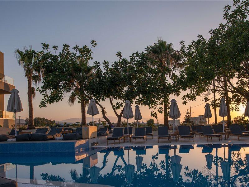 Imperial Palace Adults Only Pigianos Kampos  Екстериор снимка